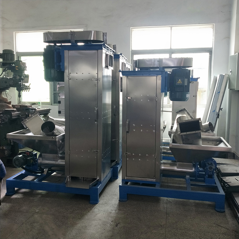 鋼格板塑料脫水機(jī)廣泛應(yīng)用于市政工程的平臺